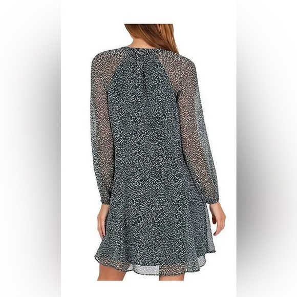 Green and White Long Sleeve V-Neck Sundress Long Sleeve NWT 2XL - Picture 7 of 10